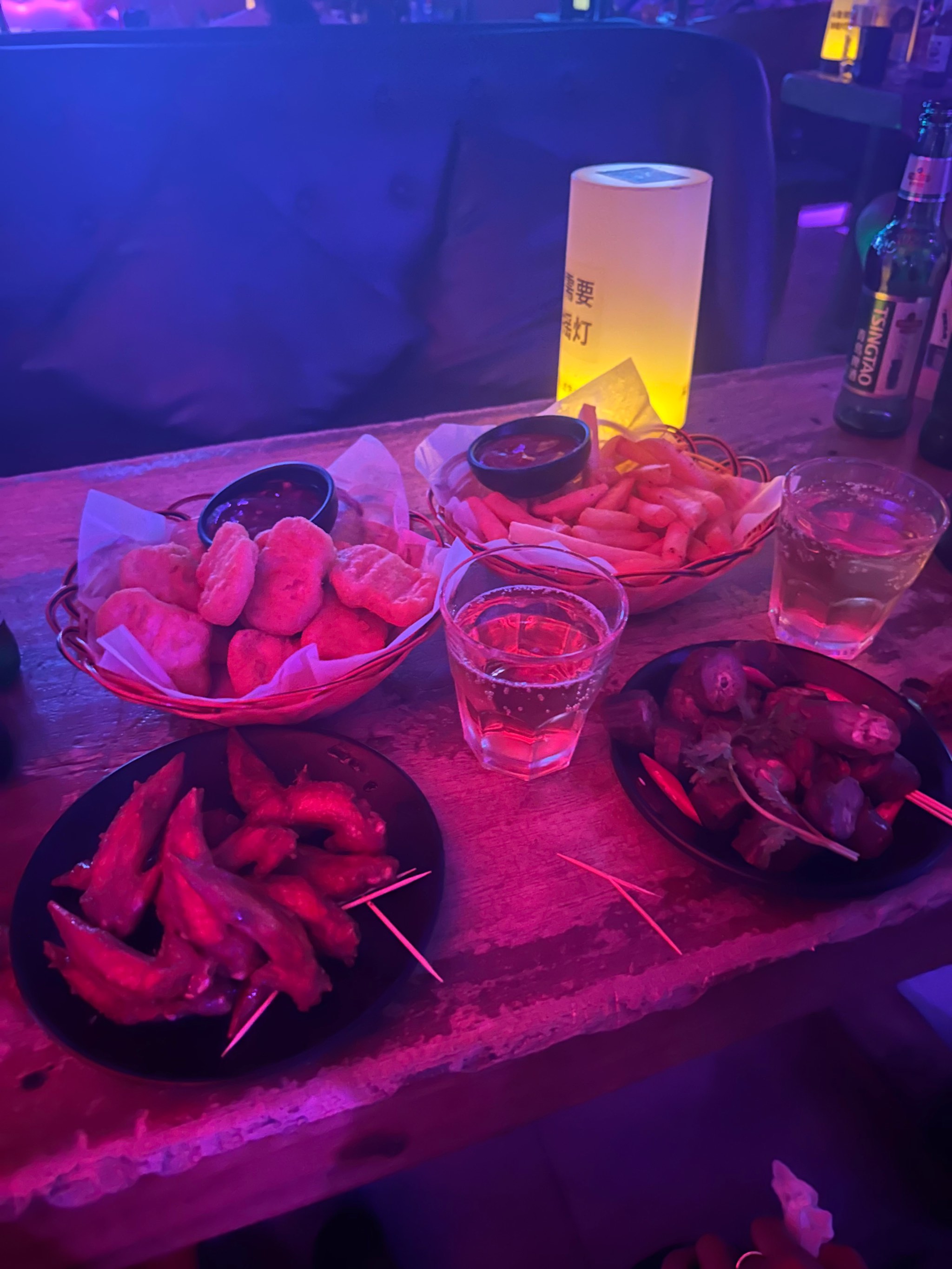 海东商务ktv中低端区别解析-乐都区ktv预订